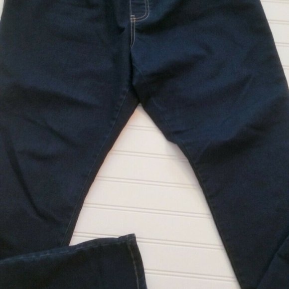 Liz Lange Maternity Jeans - Picture 3 of 4